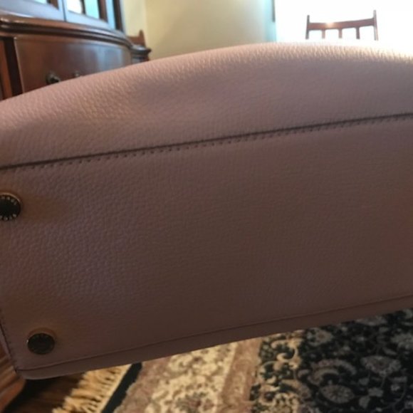 Michael Kors Purse - Picture 5 of 12